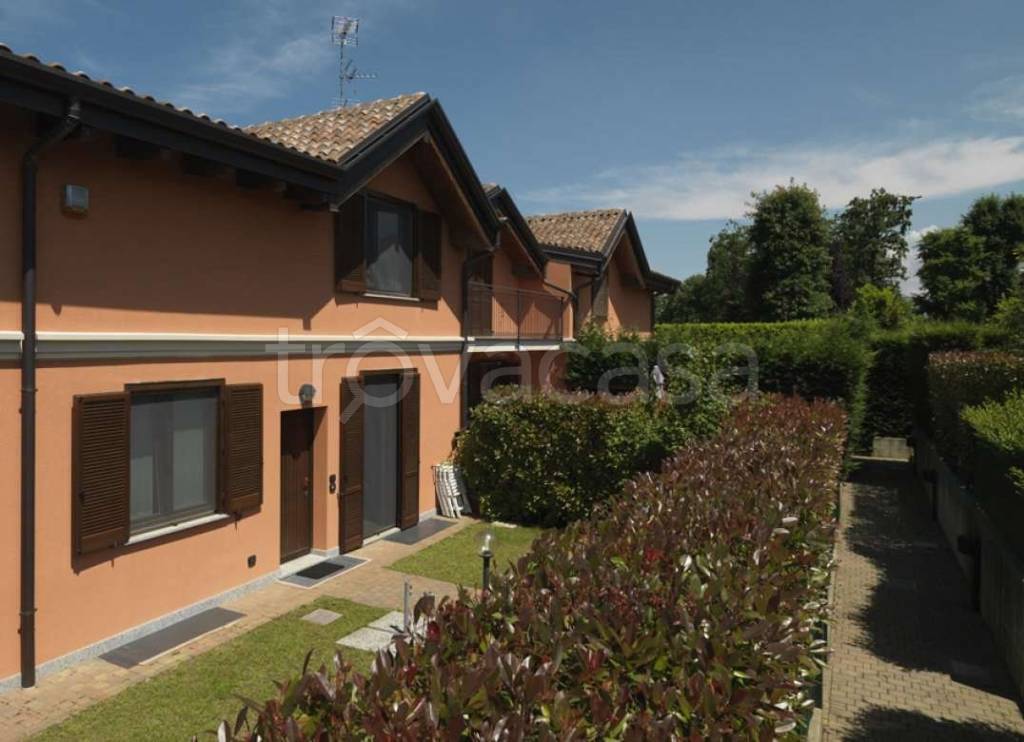 casa indipendente in vendita a Guanzate