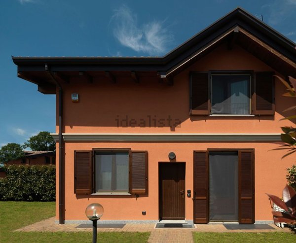 casa indipendente in vendita a Guanzate