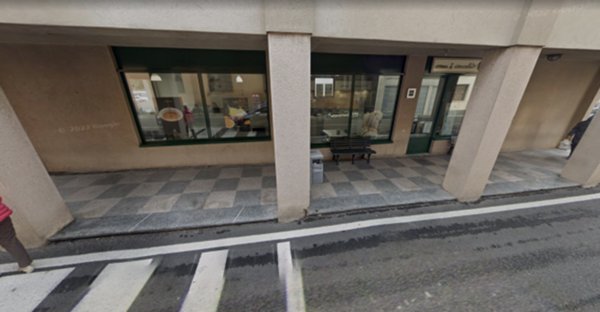 negozio in vendita a Guanzate