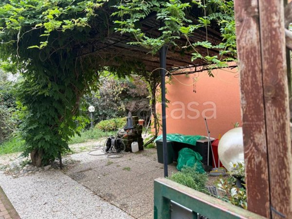 casa indipendente in vendita a Guanzate