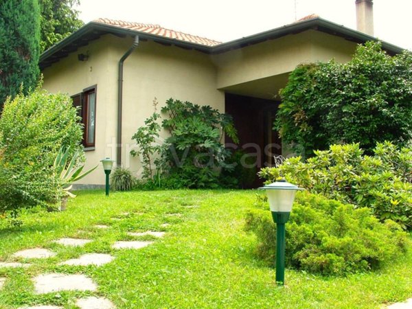casa indipendente in vendita a Guanzate