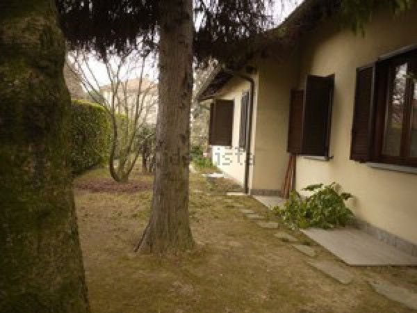 casa indipendente in vendita a Guanzate