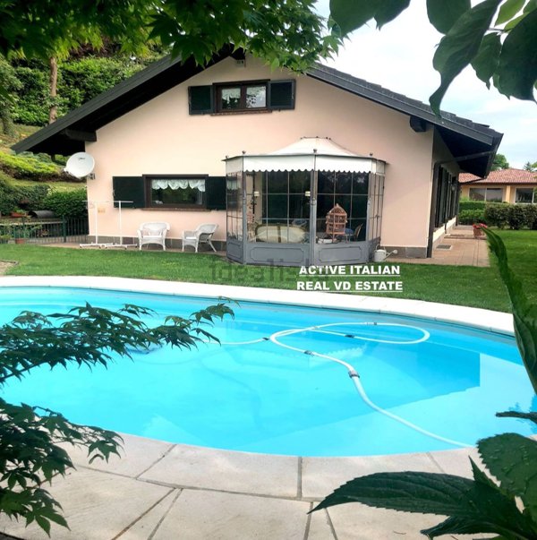 casa indipendente in vendita a Guanzate