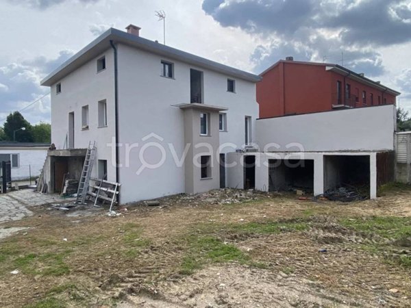 casa indipendente in vendita a Guanzate