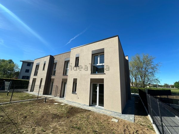 appartamento in vendita a Guanzate