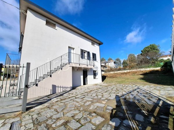 casa indipendente in vendita a Guanzate