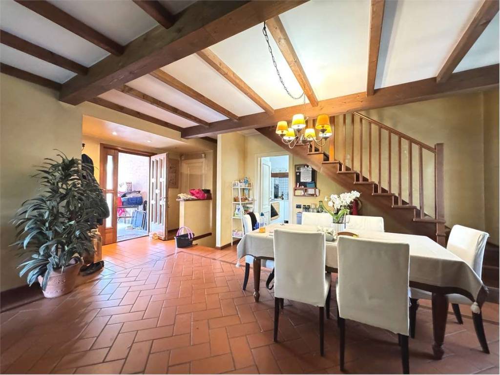 casa indipendente in vendita a Guanzate