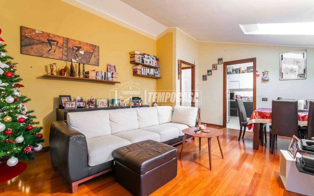 appartamento in vendita a Guanzate