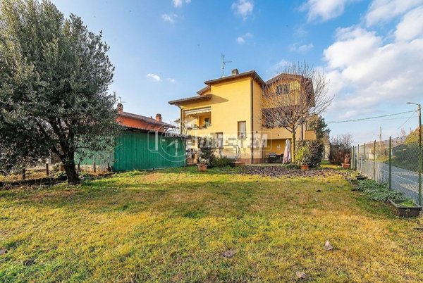 casa indipendente in vendita a Guanzate