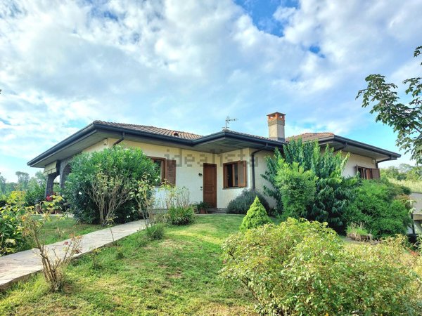 casa indipendente in vendita a Guanzate