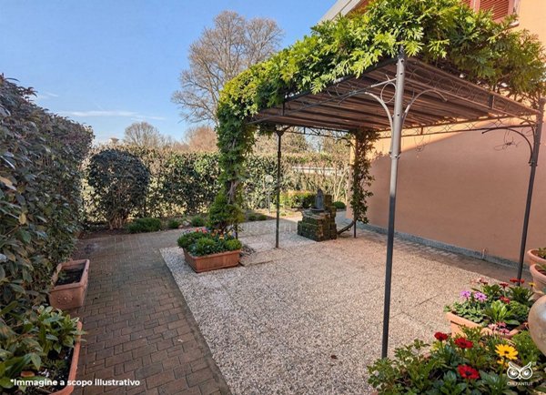 casa indipendente in vendita a Guanzate