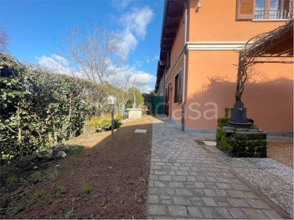 casa indipendente in vendita a Guanzate