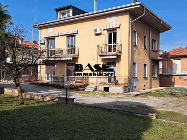 appartamento in vendita a Guanzate
