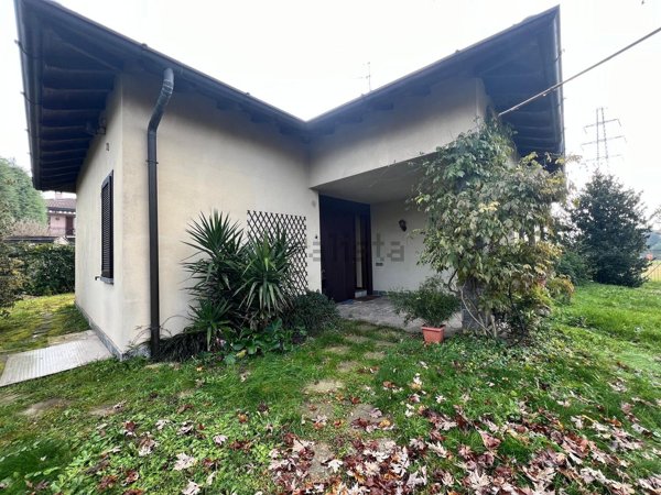 casa indipendente in vendita a Guanzate
