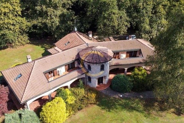 casa indipendente in vendita a Guanzate