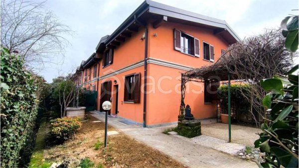 casa indipendente in vendita a Guanzate