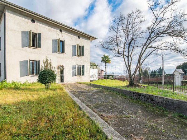 casa indipendente in vendita a Guanzate