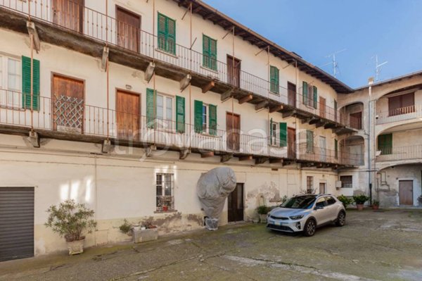locale commerciale in vendita a Guanzate