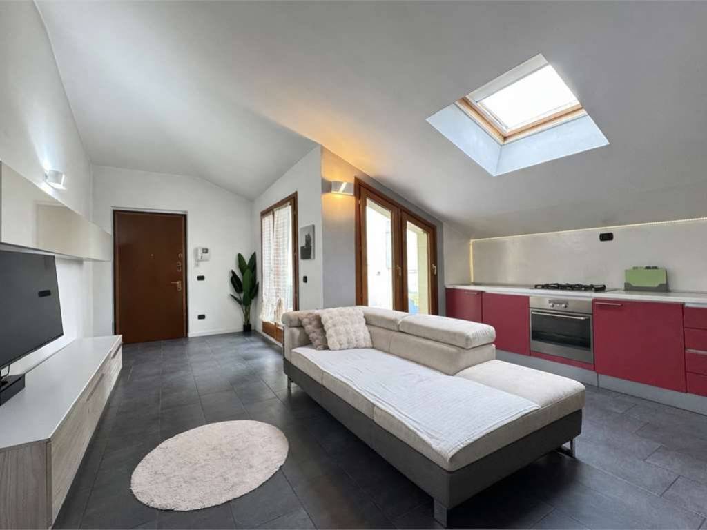 appartamento in vendita a Guanzate