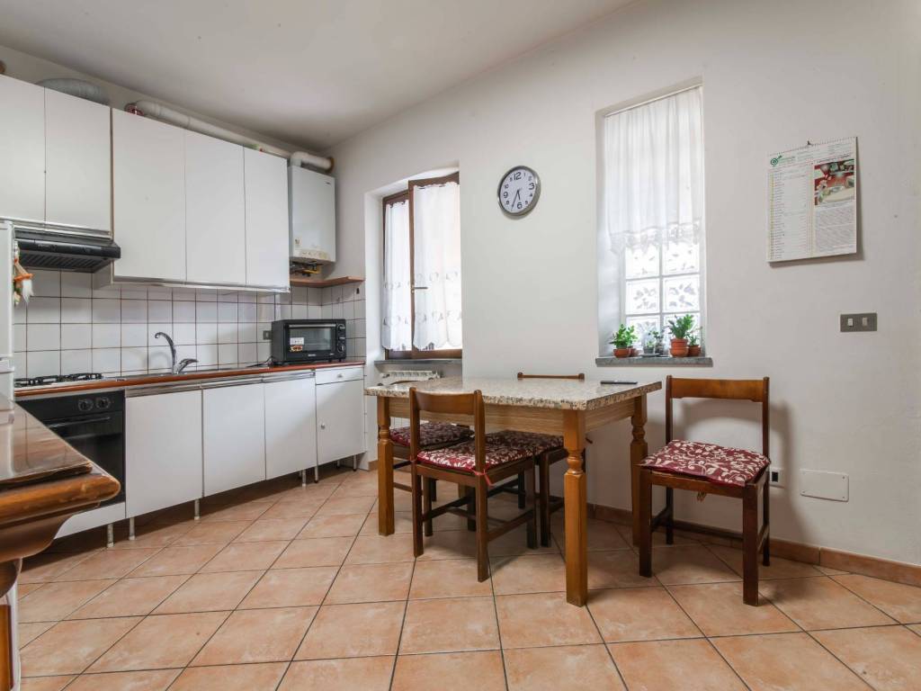 appartamento in vendita a Guanzate