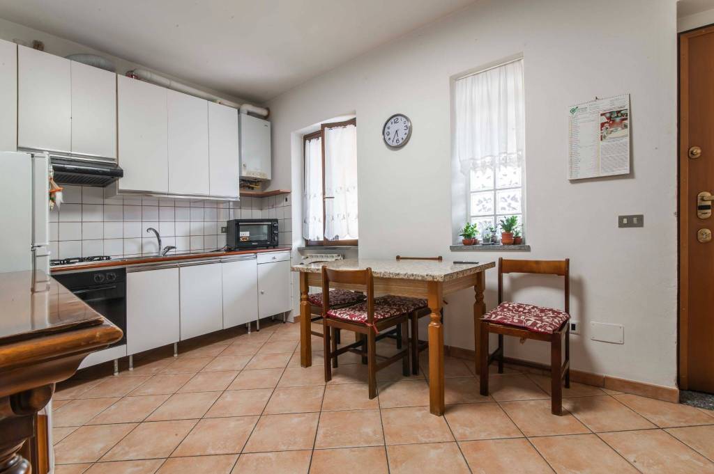 appartamento in vendita a Guanzate