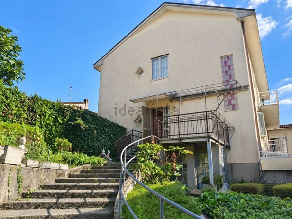 casa indipendente in vendita a Guanzate