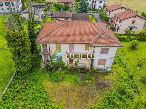 terreno edificabile in vendita ad Inverigo