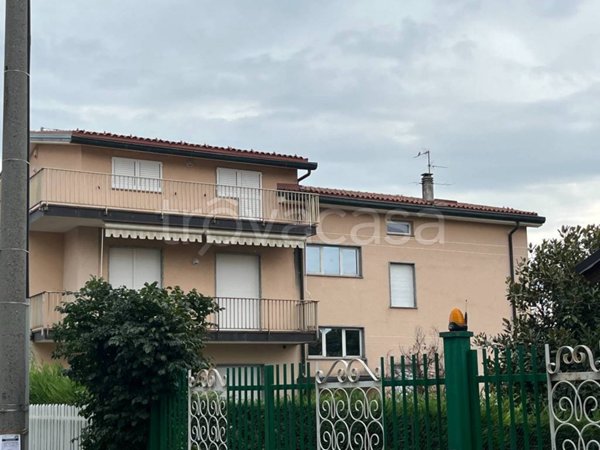 appartamento in vendita ad Inverigo