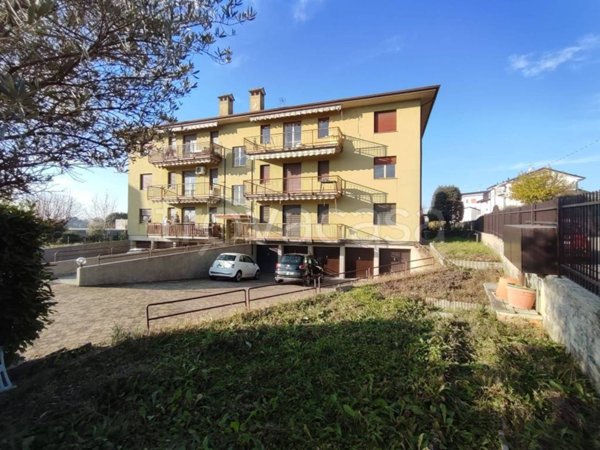 appartamento in vendita ad Inverigo