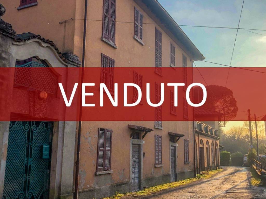 casa indipendente in vendita ad Inverigo