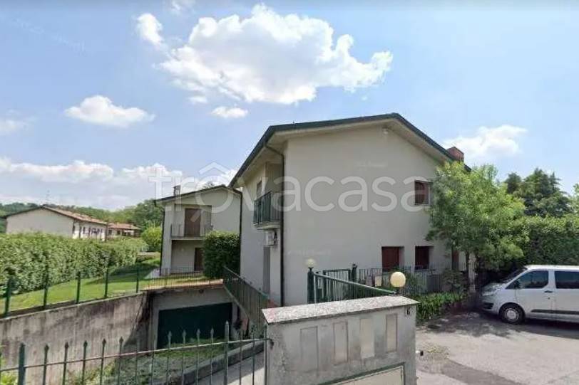 casa indipendente in vendita ad Inverigo