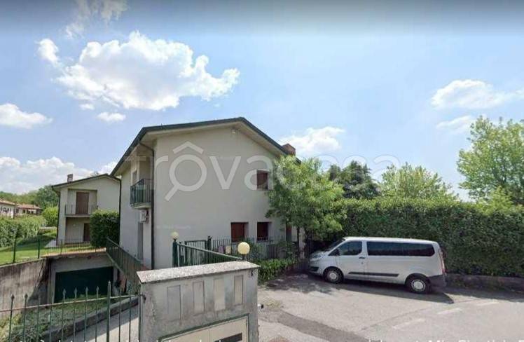 casa indipendente in vendita ad Inverigo