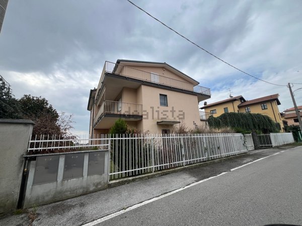 appartamento in vendita ad Inverigo