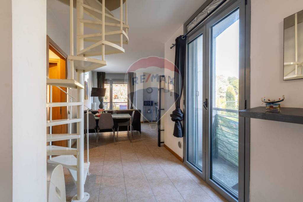 casa indipendente in vendita ad Inverigo