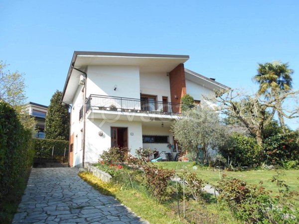 casa indipendente in vendita ad Inverigo