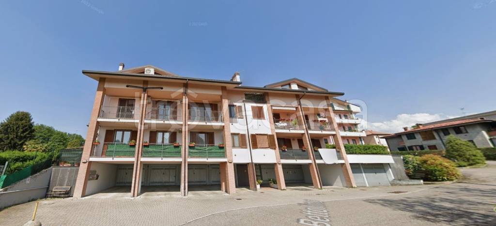 appartamento in vendita ad Inverigo