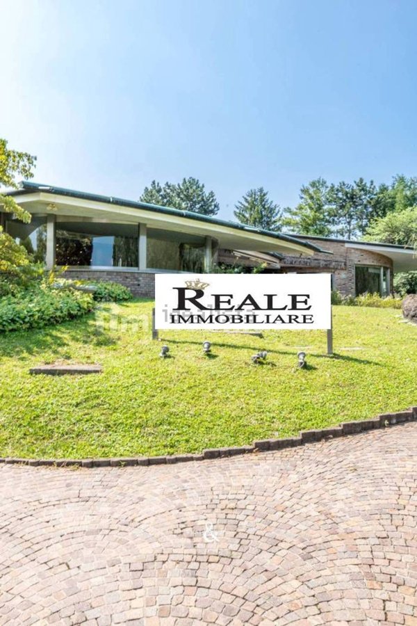 villa in vendita ad Inverigo