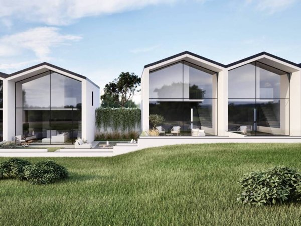 casa indipendente in vendita ad Inverigo