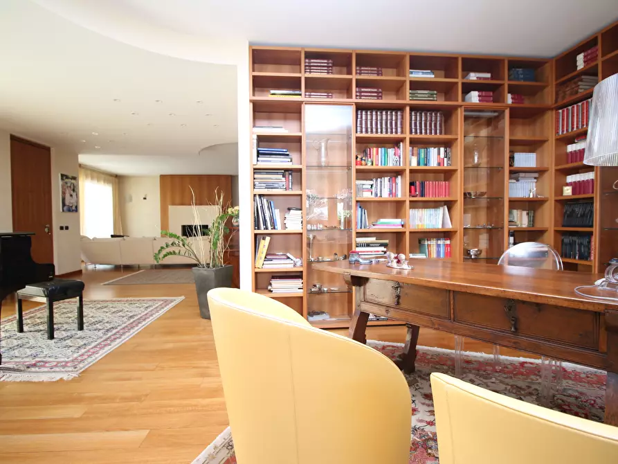 casa indipendente in vendita ad Inverigo