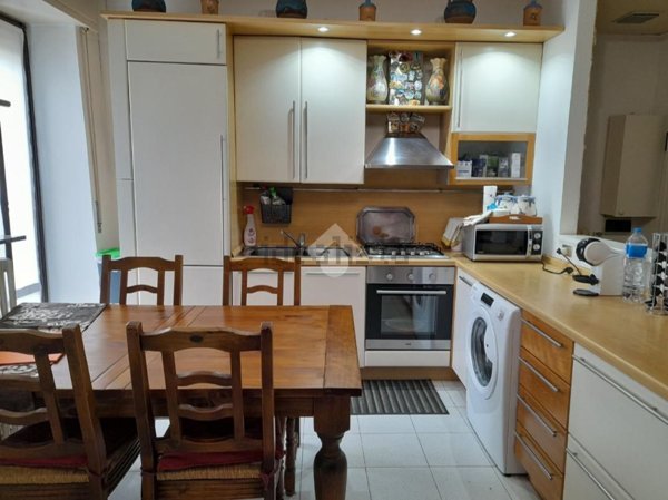 appartamento in vendita ad Inverigo in zona Cremnago