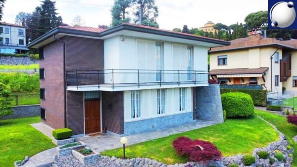 casa indipendente in vendita ad Inverigo