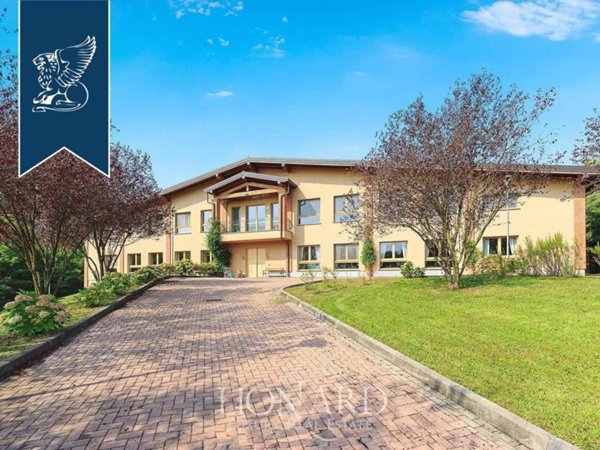 casa indipendente in vendita ad Inverigo