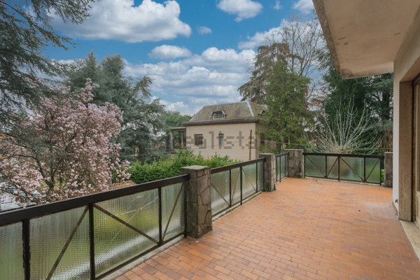 casa indipendente in vendita ad Inverigo