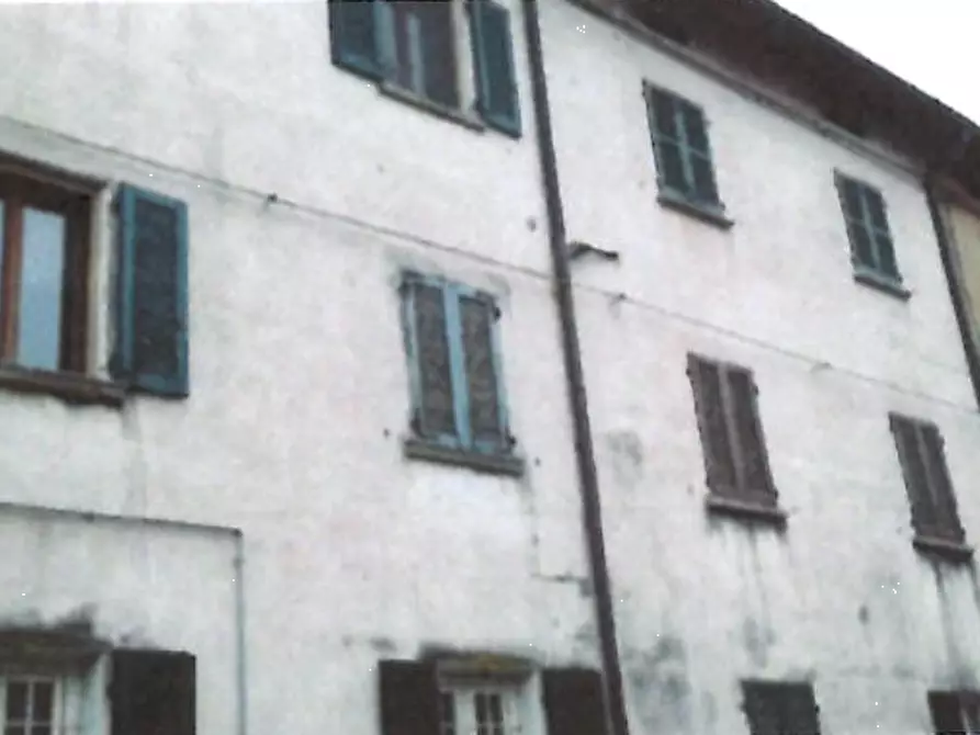appartamento in vendita ad Inverigo in zona Romanò