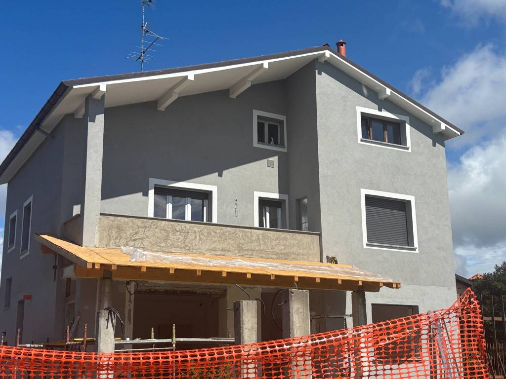 appartamento in vendita ad Inverigo