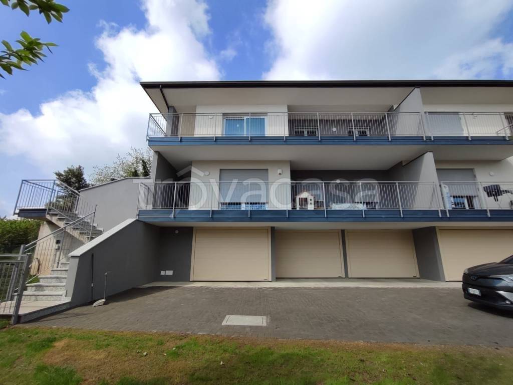 appartamento in vendita ad Inverigo