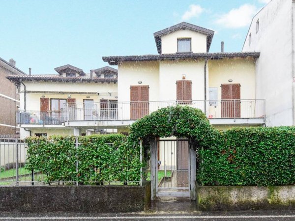 appartamento in vendita ad Inverigo