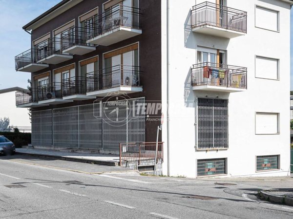 casa indipendente in vendita ad Inverigo