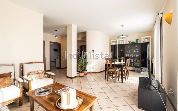 appartamento in vendita ad Inverigo