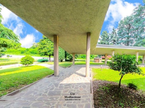 casa indipendente in vendita ad Inverigo